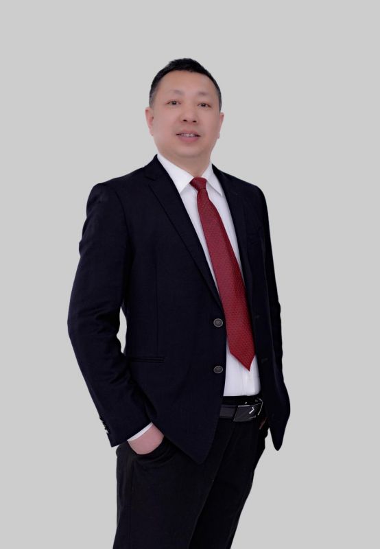 李小立　13783835963